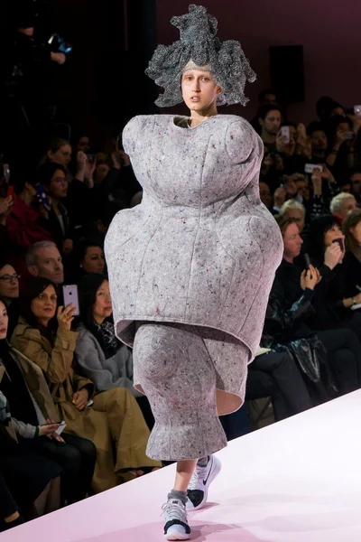 Look 5